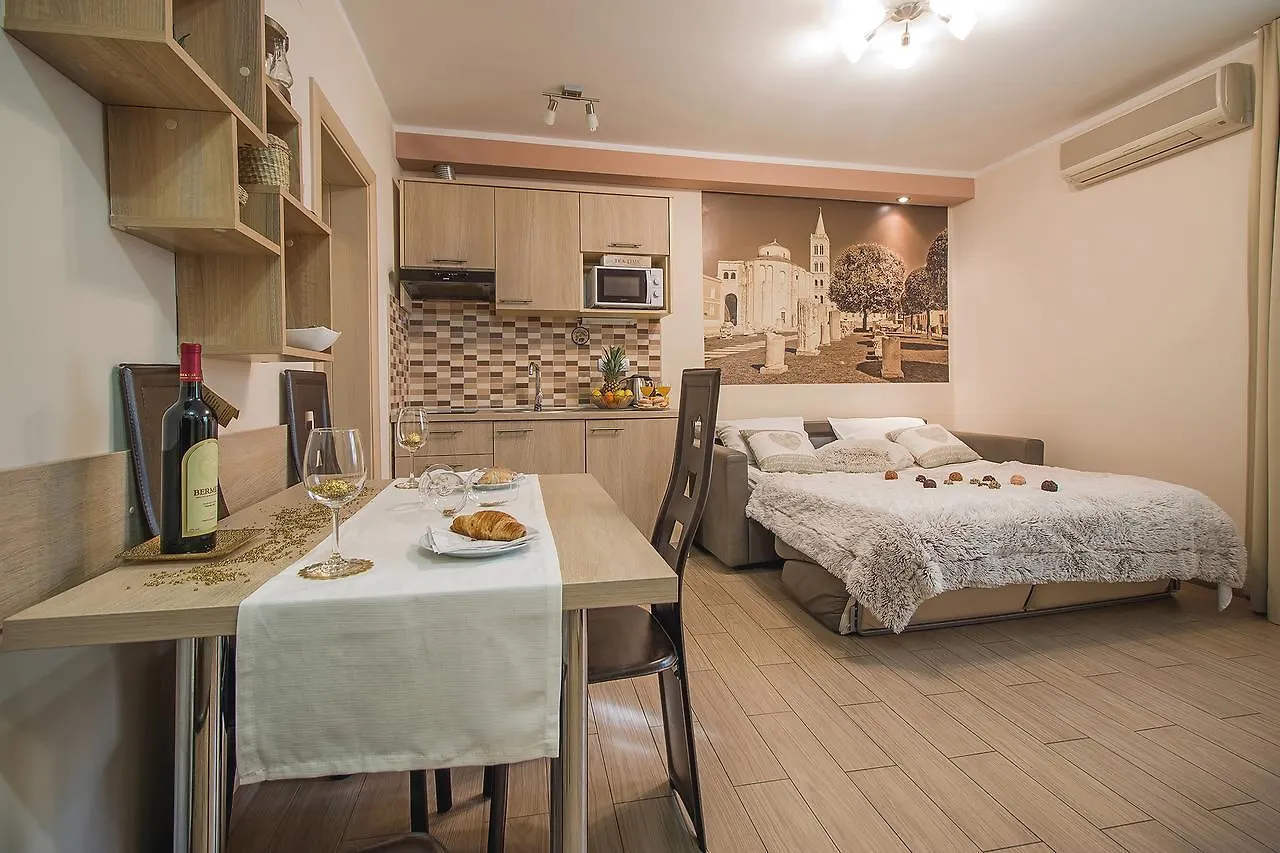 Holiday Center Ivona Apartment Zadar